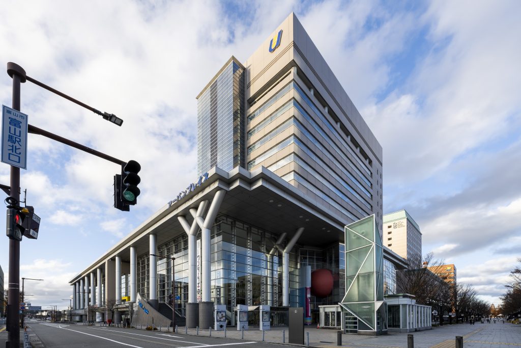 富山駅北の待ち合わせスポット アーバンオルチャ をご紹介 北陸わくわく横丁 富山駅北の待ち合わせスポット アーバンオルチャ をご紹介 北陸わくわく横丁